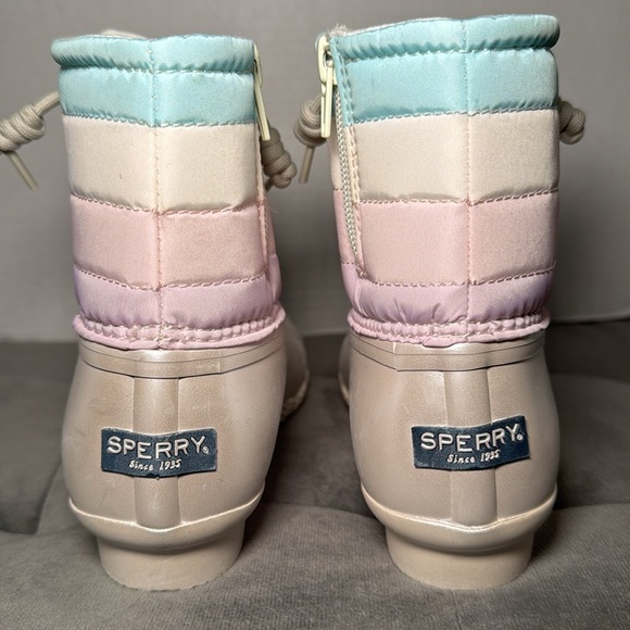 New Sperry Kid’s Saltwater Ankle Boot Duck Boot Iridescent Pastel Size 3 & 6 - Picture 4 of 14